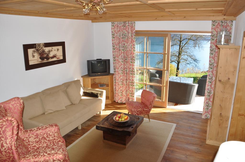 Exklusiv Apartment Scheichl Unterach am Attersee Room photo