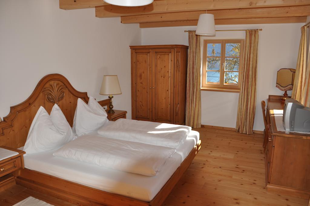 Exklusiv Apartment Scheichl Unterach am Attersee Room photo